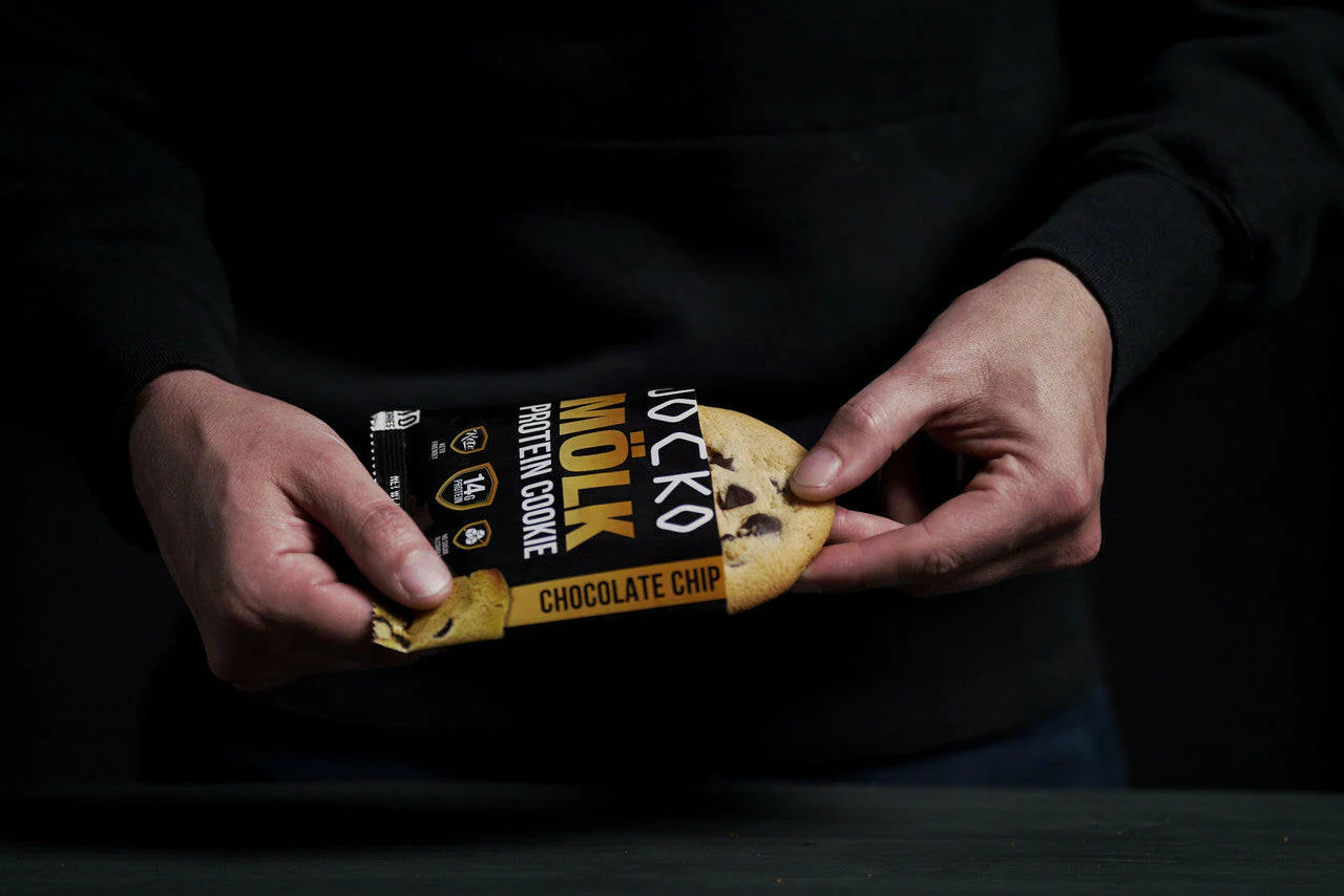 JOCKO MÖLK Chocolate Chip Protein Cookies - 12 pack - Image 4
